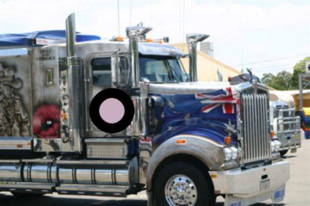 ТЯГАЧИ И FREIGHTLINER